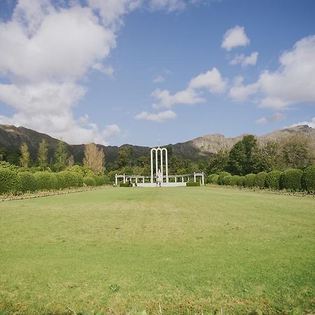 Maison Des Huguenots Le Roux Franschhoek Exterior photo